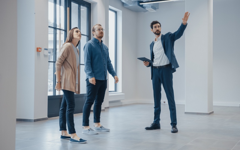 10 Tips To Manage Customer Relationships With Real Estate CRM
