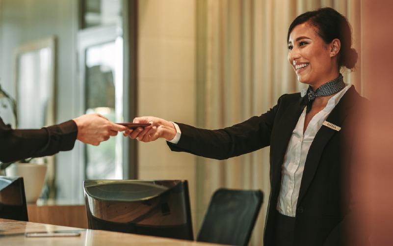 10 Tips to Improve Hotel Guest Satisfaction and Increase Retention