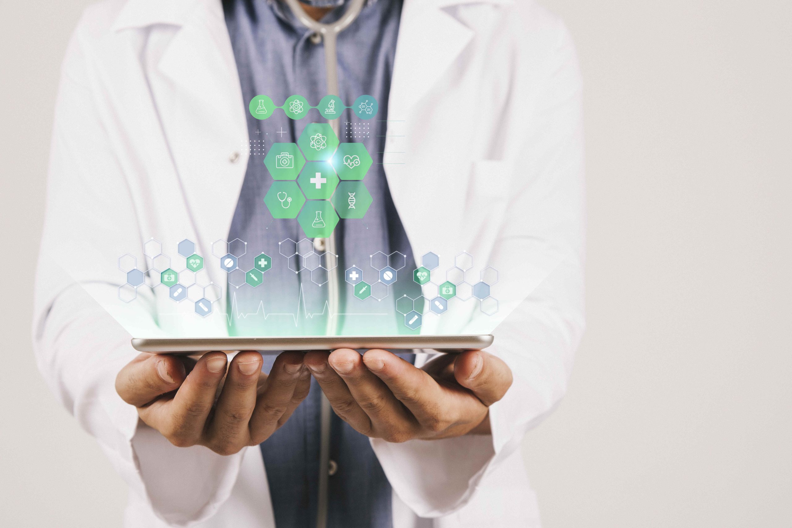 LLMs in Healthcare CX